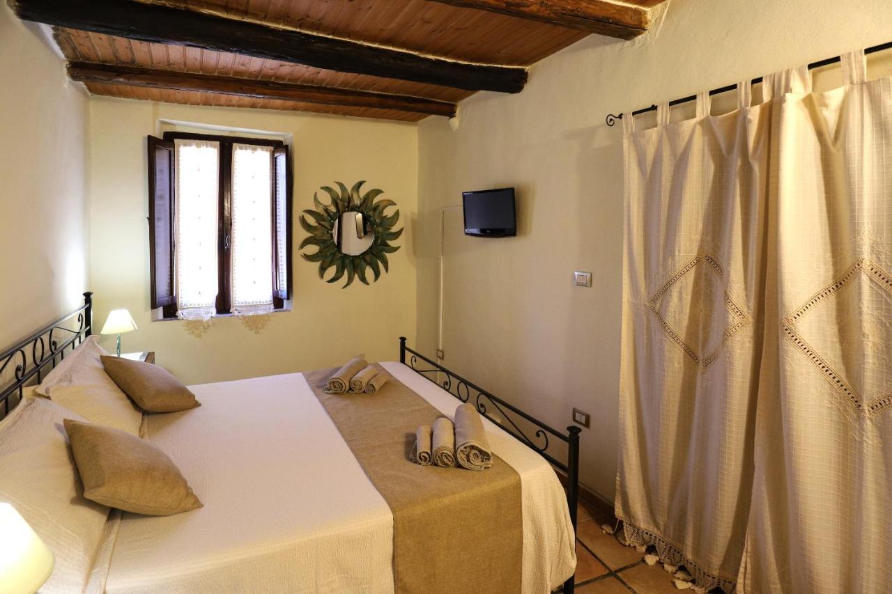 La Favola Antica Bed & Breakfast Castelsardo Bagian luar foto