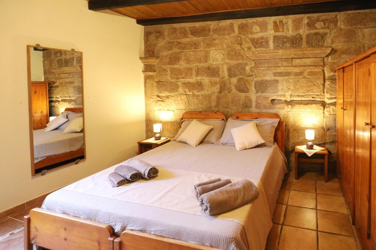 La Favola Antica Bed & Breakfast Castelsardo Bagian luar foto