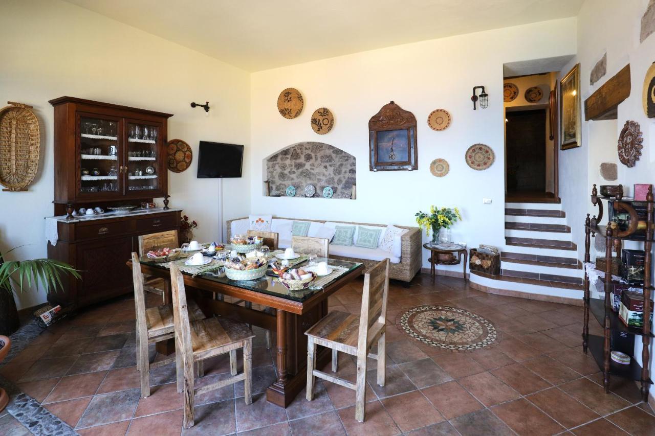 La Favola Antica Bed & Breakfast Castelsardo Bagian luar foto