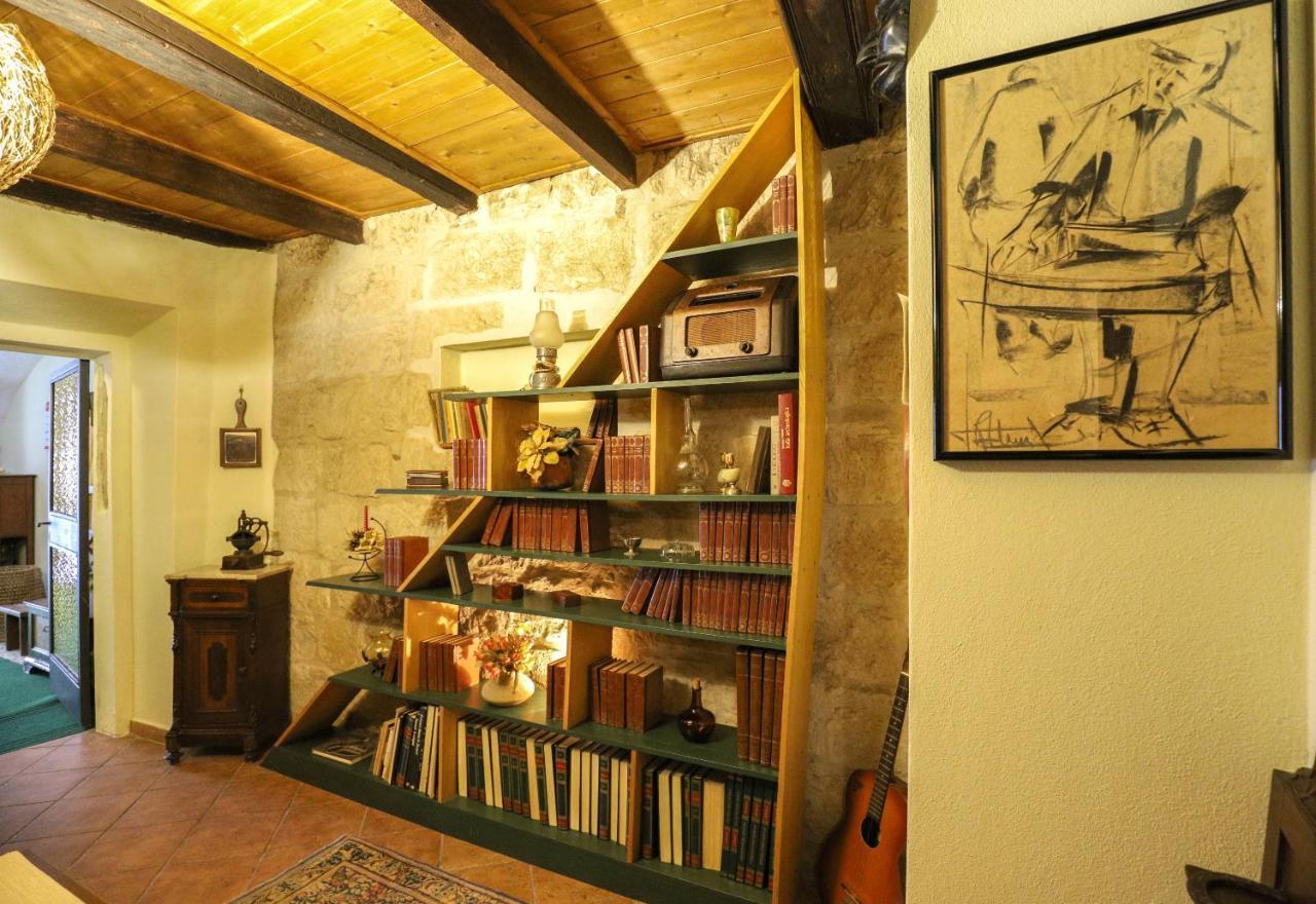 La Favola Antica Bed & Breakfast Castelsardo Bagian luar foto